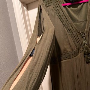 Green dress cold shoulder slits in sleeves